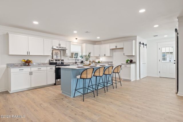 704 Victory Drive, New Iberia, LA 70563