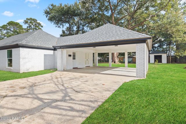 704 Victory Drive, New Iberia, LA 70563