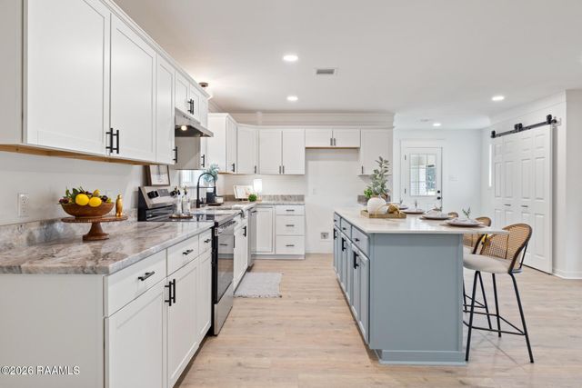 704 Victory Drive, New Iberia, LA 70563