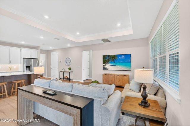 8874 Nixie Avenue, Melbourne, FL 32940