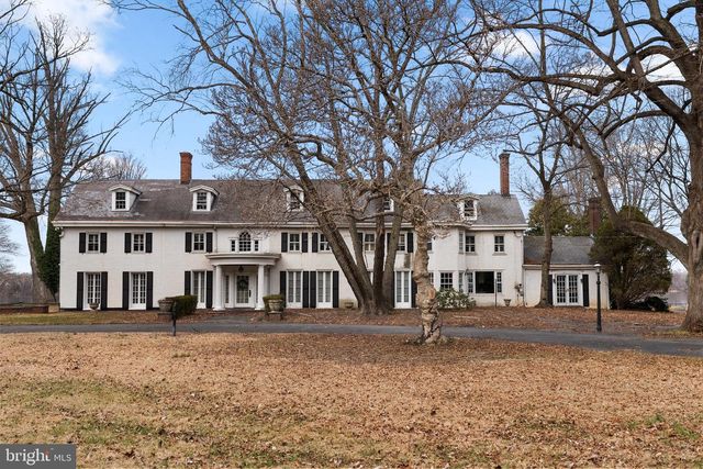 257 WARREN ST E, Edgewater Park, NJ 08010