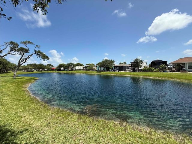 104 Augusta Circle, Aransas Pass, TX 78336