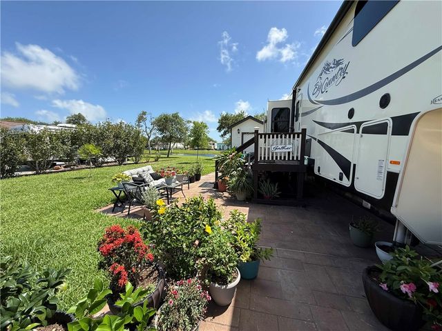 104 Augusta Circle, Aransas Pass, TX 78336