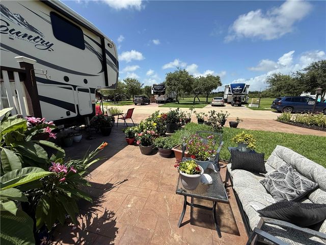 104 Augusta Circle, Aransas Pass, TX 78336