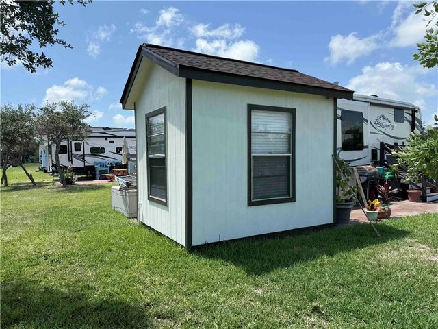 104 Augusta Circle, Aransas Pass, TX 78336