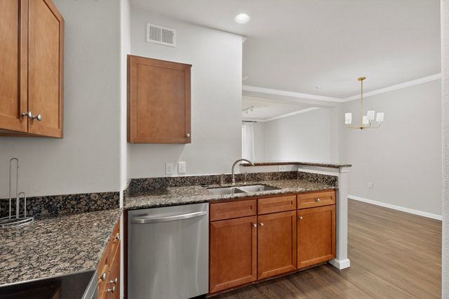330 Las Colinas Boulevard E 170, Irving, TX 75039