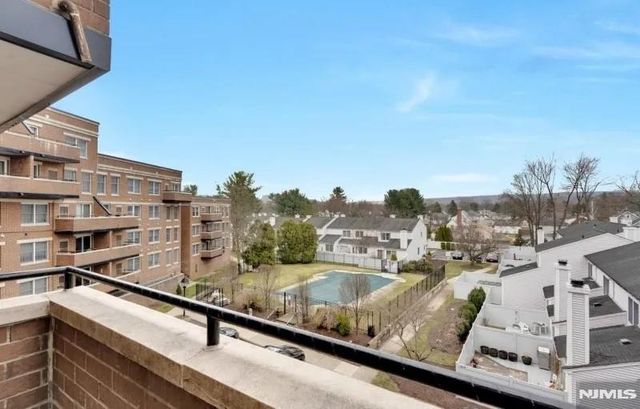 24 Iron Forge Square 24, Pompton Lakes, NJ 07442