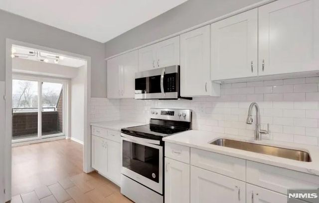 24 Iron Forge Square 24, Pompton Lakes, NJ 07442