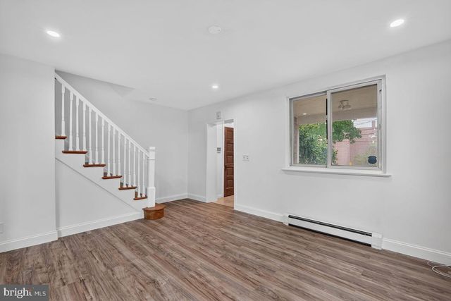4913 BROOKS ST NE, Washington, DC 20019