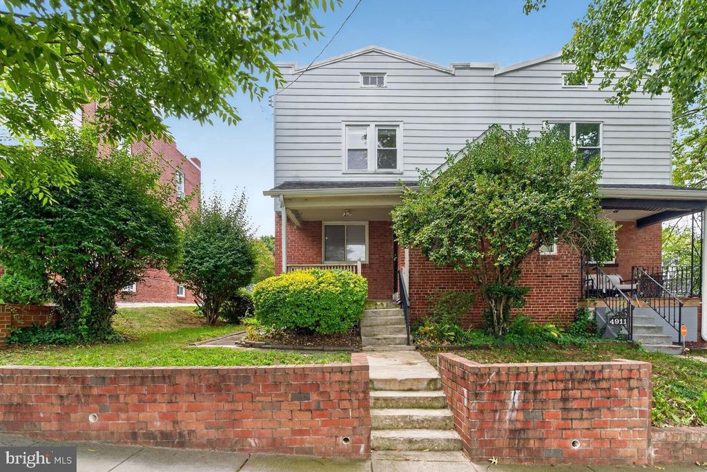 4913 BROOKS ST NE, Washington, DC 20019