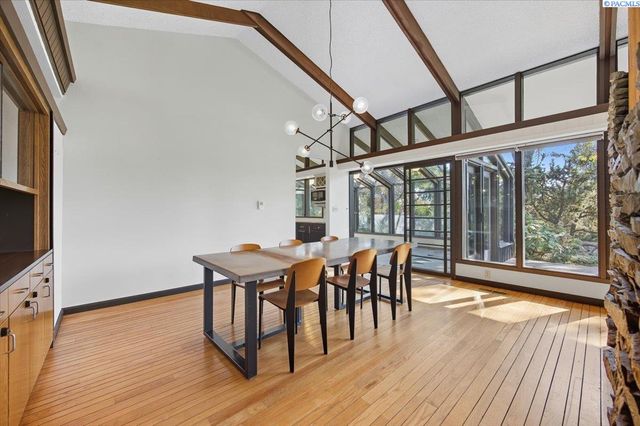 733 Snyder St, Richland, WA 99354