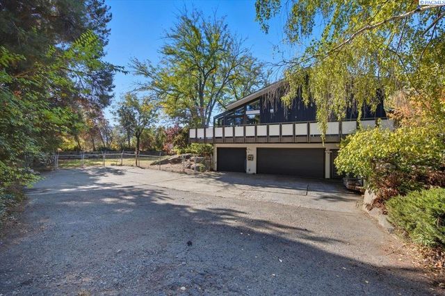 733 Snyder St, Richland, WA 99354