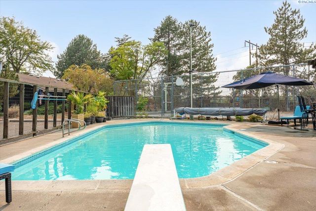 733 Snyder St, Richland, WA 99354