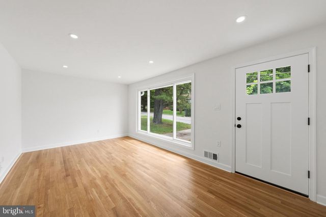 9912 GRAYSON AVE, Silver Spring, MD 20901