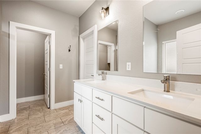 1147 Lyon Loop, Springdale, AR 72764