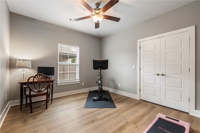 1147 Lyon Loop, Springdale, AR 72764