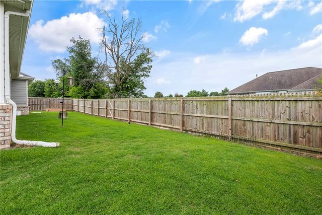 1147 Lyon Loop, Springdale, AR 72764