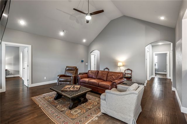 1147 Lyon Loop, Springdale, AR 72764