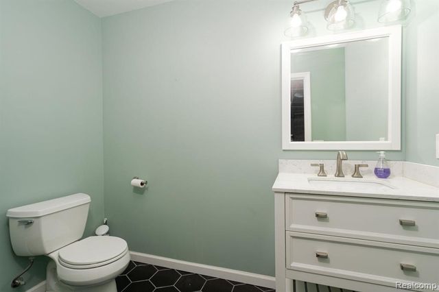 7152 Snow Apple Drive, Clarkston, MI 48346