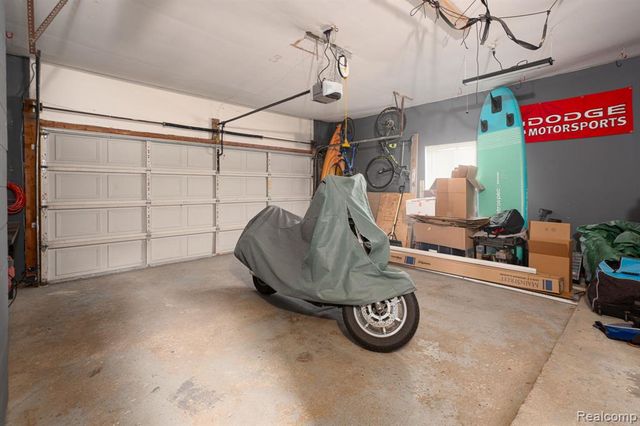 7152 Snow Apple Drive, Clarkston, MI 48346