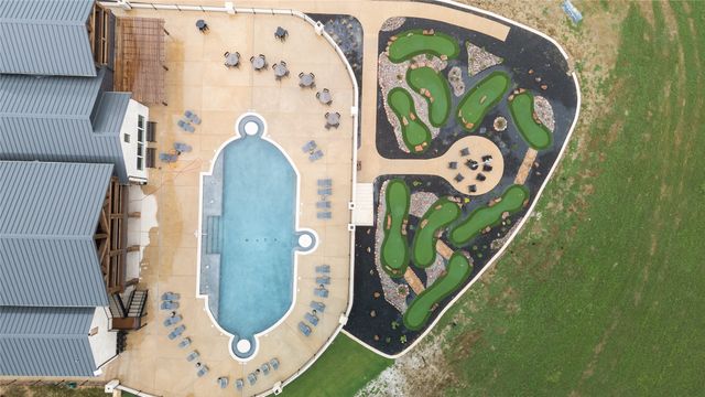 380 Harborside Terrace, Windom, TX 75492