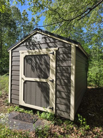 155 Breeder Rd, Portland, TN 37148