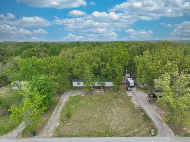 155 Breeder Rd, Portland, TN 37148