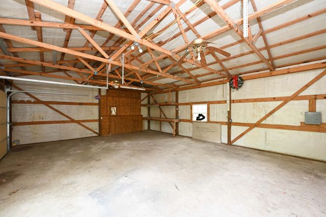 155 Breeder Rd, Portland, TN 37148