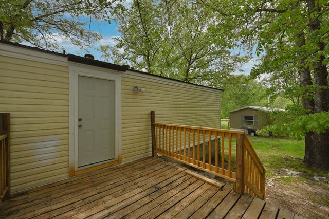 155 Breeder Rd, Portland, TN 37148