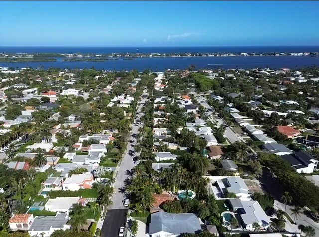 368 Plymouth Road, West Palm Beach, FL 33405