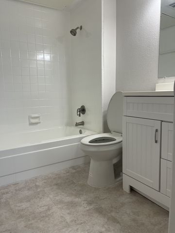 2301 Basil Drive F206, Arlington, TX 76006