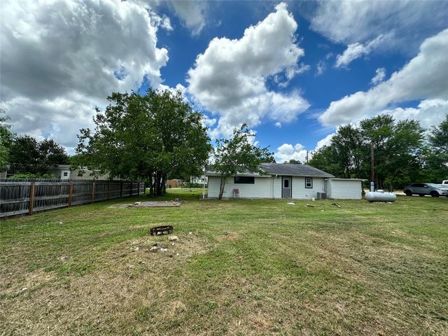 138 San Jacinto ST, Bastrop, TX 78602