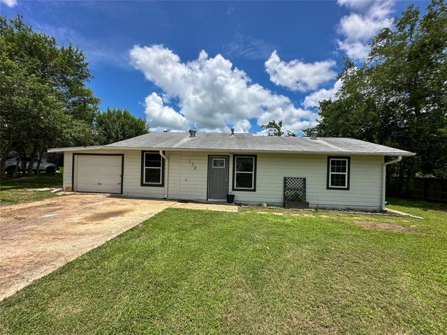 138 San Jacinto ST, Bastrop, TX 78602