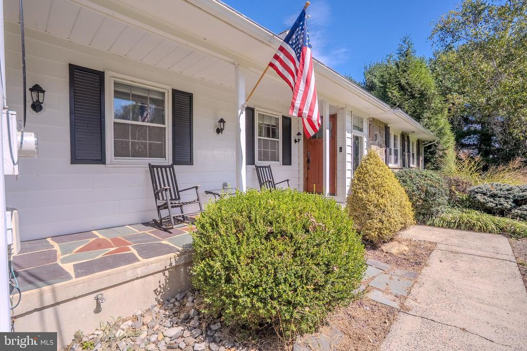 51 ORCHARDSIDE DR, CRANBURY, NJ 08512 — photo 4