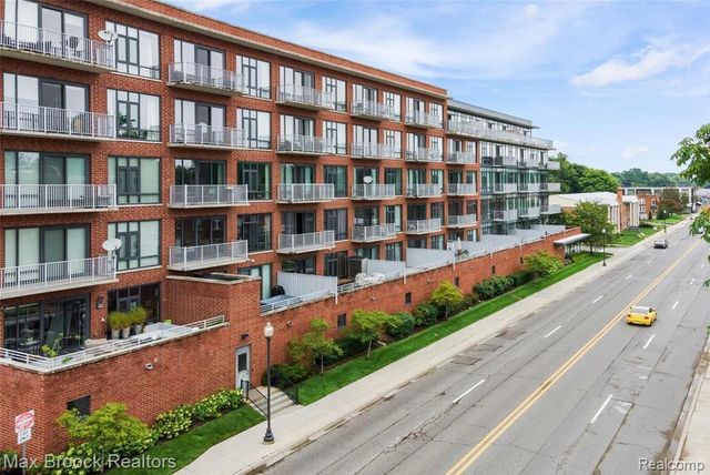 101 Curry Avenue 518, Royal Oak, MI 48067