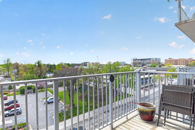 101 Curry Avenue 518, Royal Oak, MI 48067