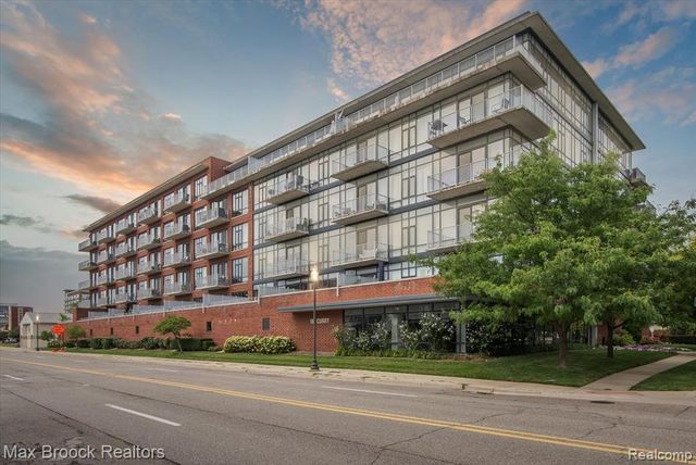 101 Curry Avenue 518, Royal Oak, MI 48067