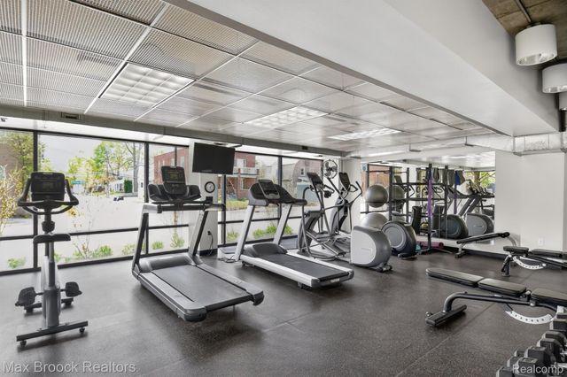 101 Curry Avenue 518, Royal Oak, MI 48067
