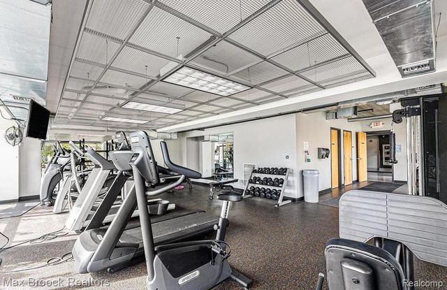 101 Curry Avenue 518, Royal Oak, MI 48067
