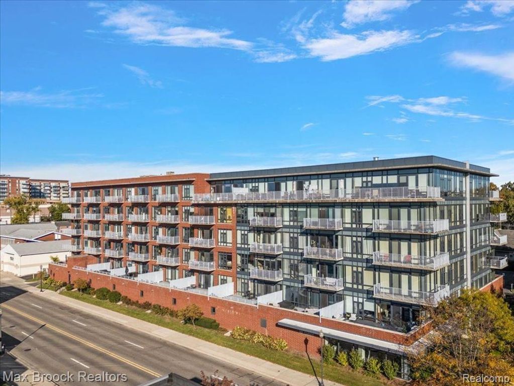 101 Curry Avenue 518, Royal Oak, MI 48067