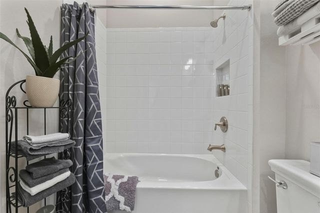 4951 FRECCIA LOOP, Wesley Chapel, FL 33543