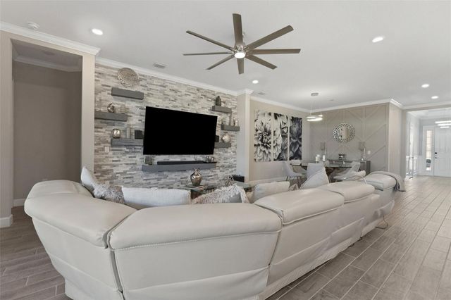 4951 FRECCIA LOOP, Wesley Chapel, FL 33543