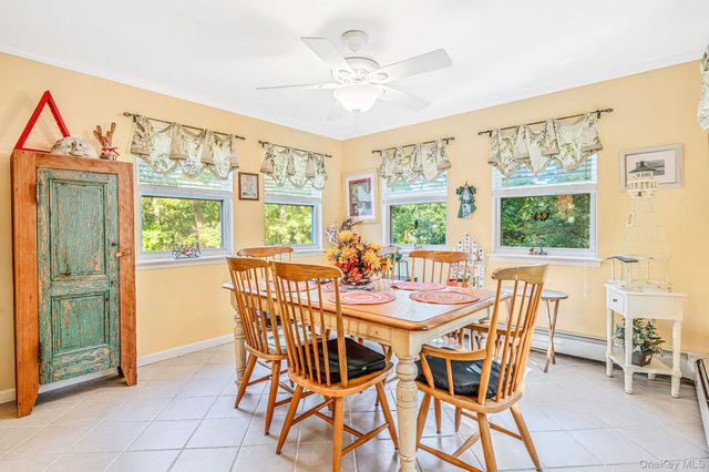 1 Chen Court, Middle Island, NY 11953