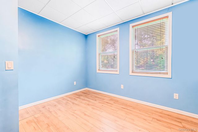 1 Chen Court, Middle Island, NY 11953