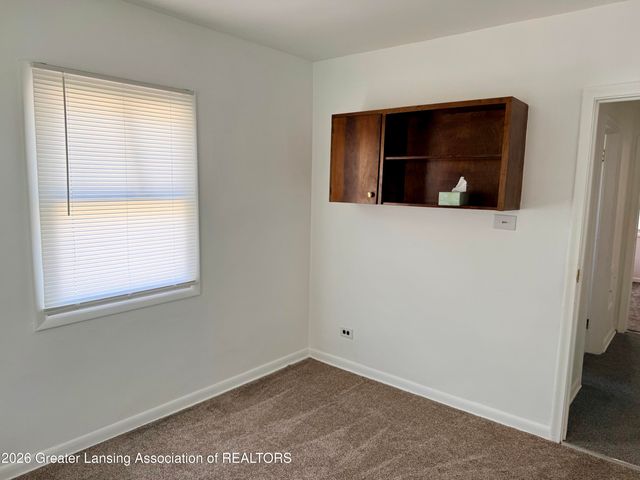 1127 W Maple Street, Lansing, MI 48915