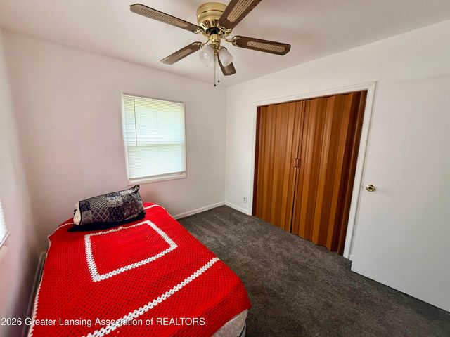 1127 W Maple Street, Lansing, MI 48915