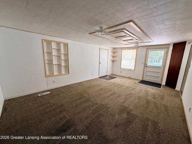 1127 W Maple Street, Lansing, MI 48915