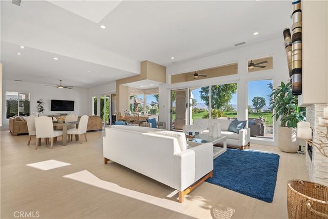 360 Tomahawk, Palm Desert, CA 92211