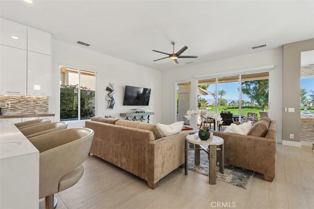 360 Tomahawk, Palm Desert, CA 92211