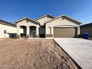 461 VILLA YSLETA, El Paso, TX 79927